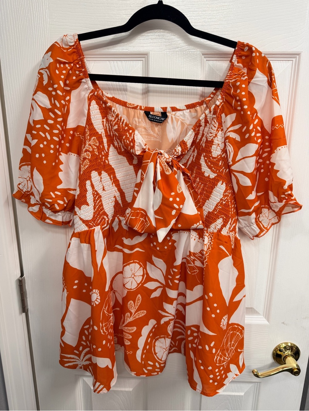 BloomChic Orange and White Floral Tie-Front Smocked Tunic